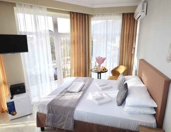 Люкс 2-местный - Отель «Golden Gagra» Гагра